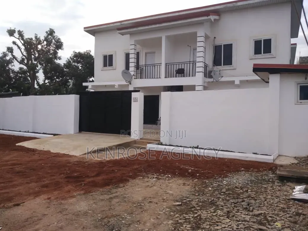 2bdrm Duplex in Ruby House, Coca Cola for rent