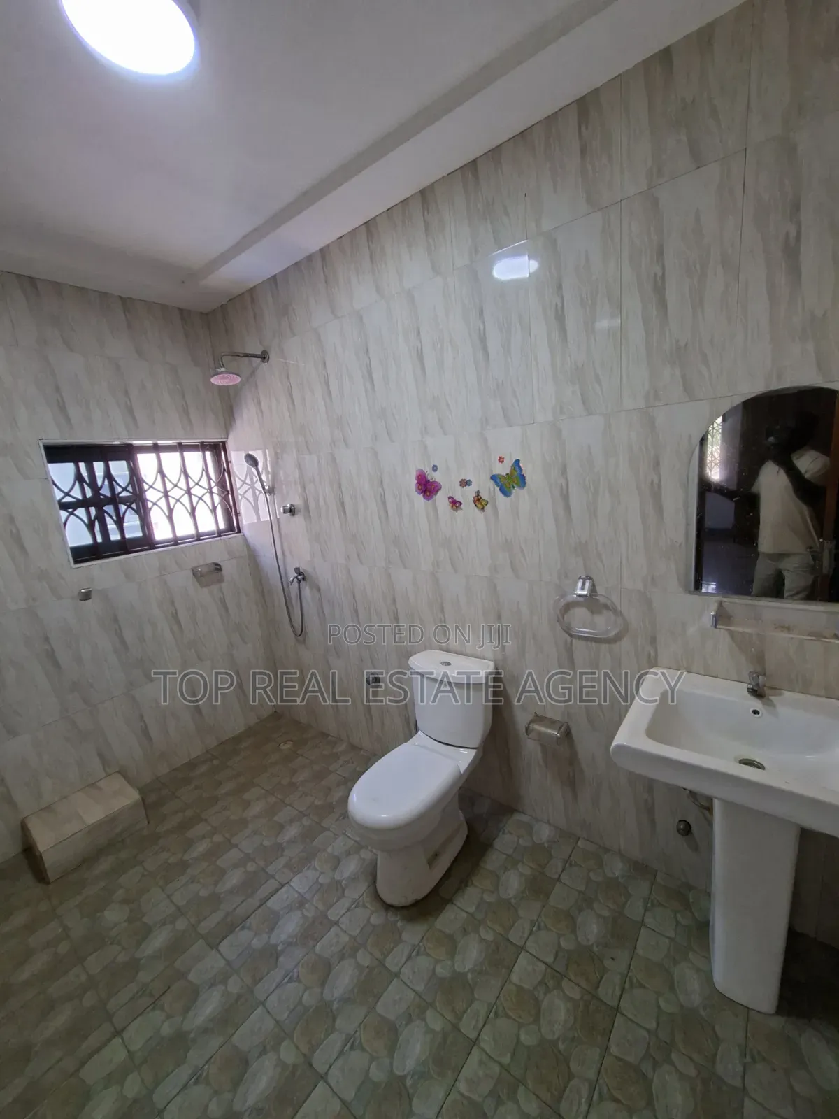 2bdrm Apartment in Haatso Dvla, Ga East Municipal for rent