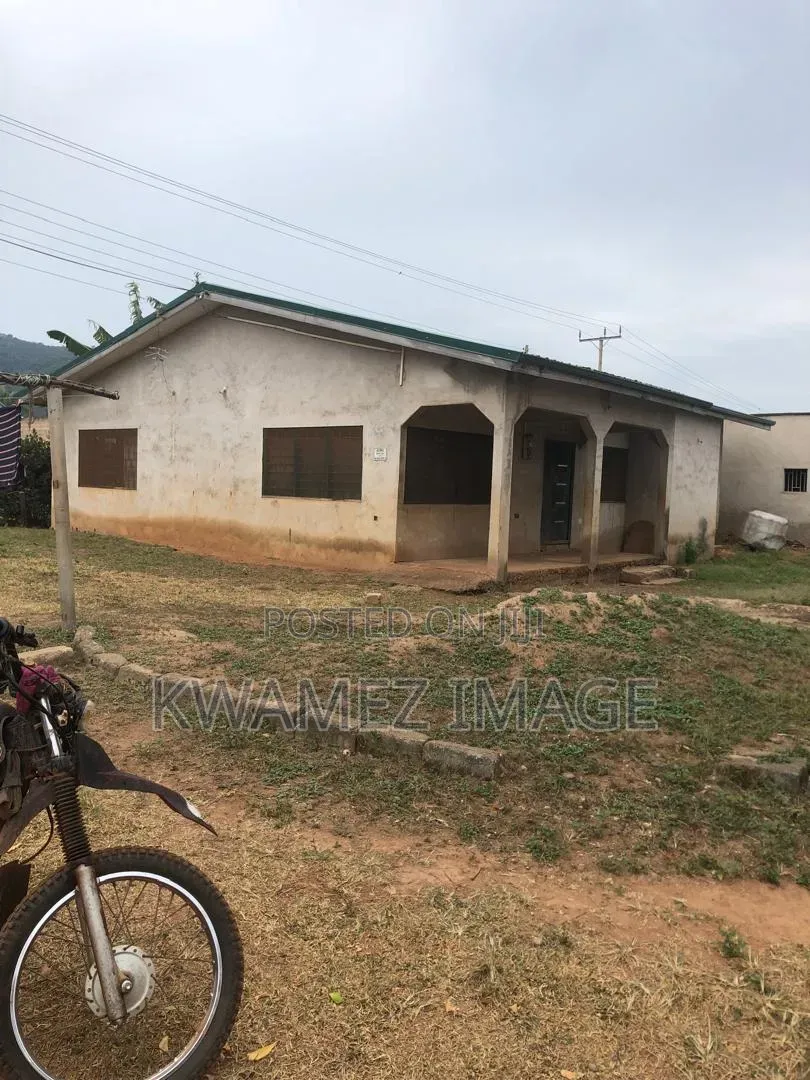 3bdrm House in Kwamez Image, Dodowa for sale