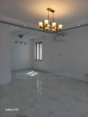 4bdrm House in Dki Properties, Ability for rent