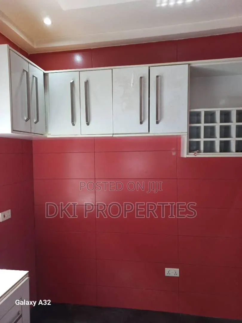 4bdrm House in Dki Properties, Ability for rent