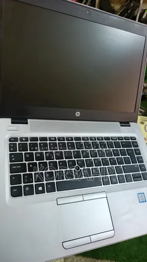 Laptop HP EliteBook 840 G3 8GB Intel Core i3 HDD+SSD 256GB