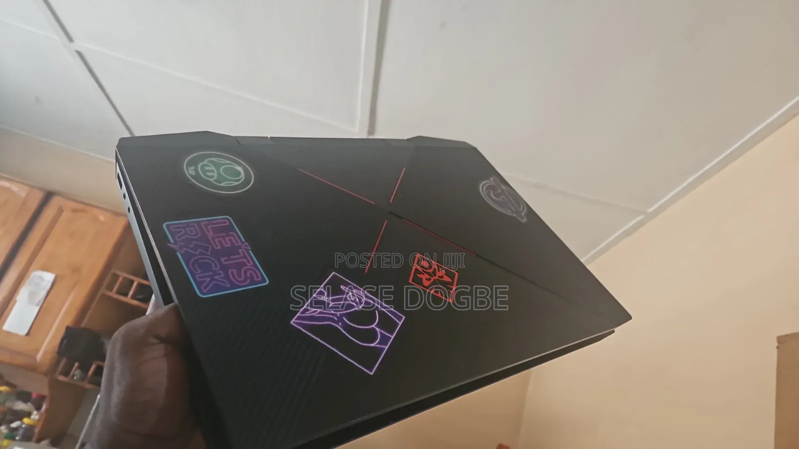 Laptop HP Omen 15-dh002nr 16GB Intel Core i5 HDD+SSD 500GB