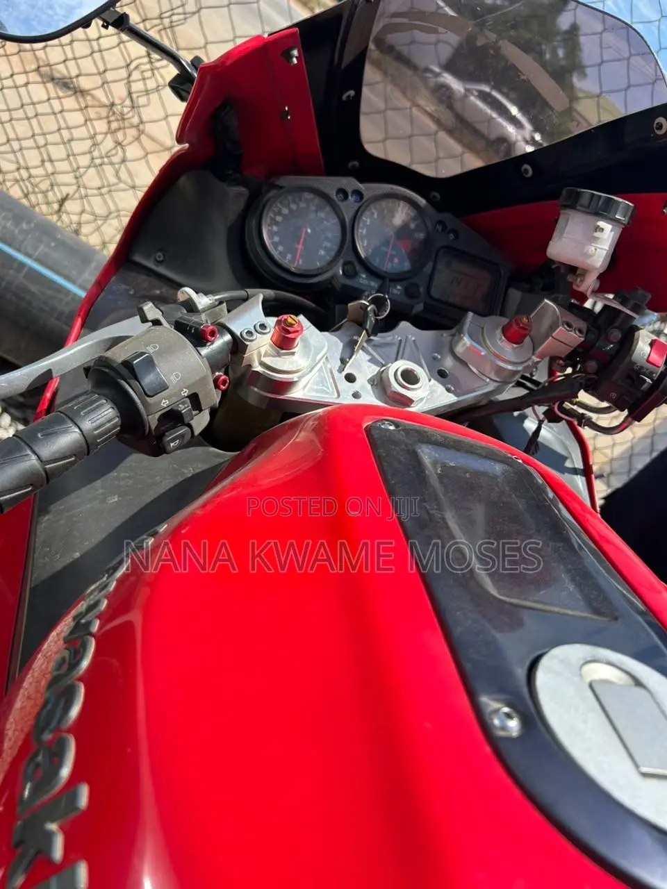 Kawasaki Ninja ZX-14R 2010 Red