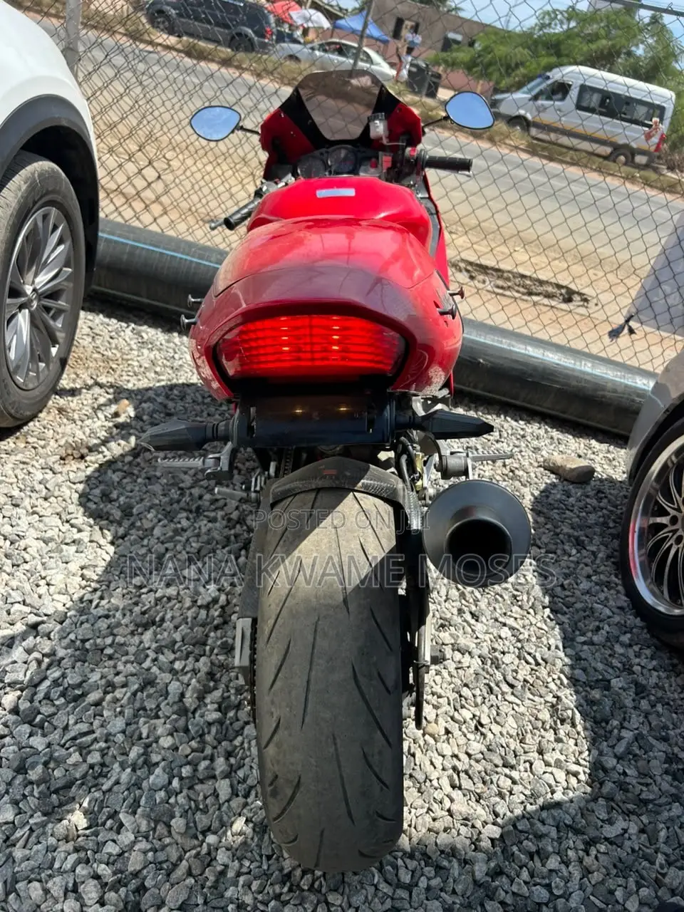 Kawasaki Ninja ZX-14R 2010 Red