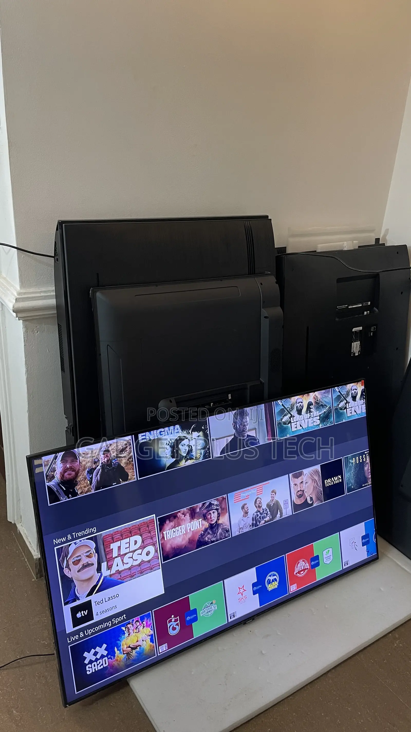 2021 55inchs Samsung 4K UHD Smart TV