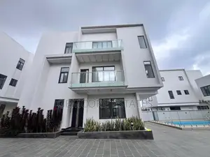4bdrm House in East Legon for rent