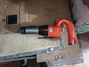 Pneumatic Chipping Hammer