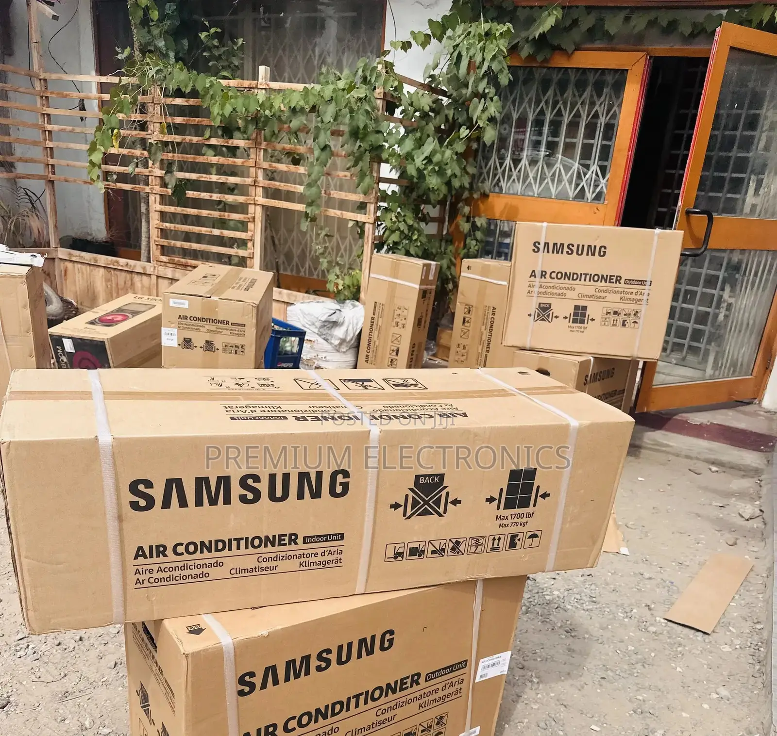 Take Home Happiness With 2.0hp Chilling Samsung R410 AC.