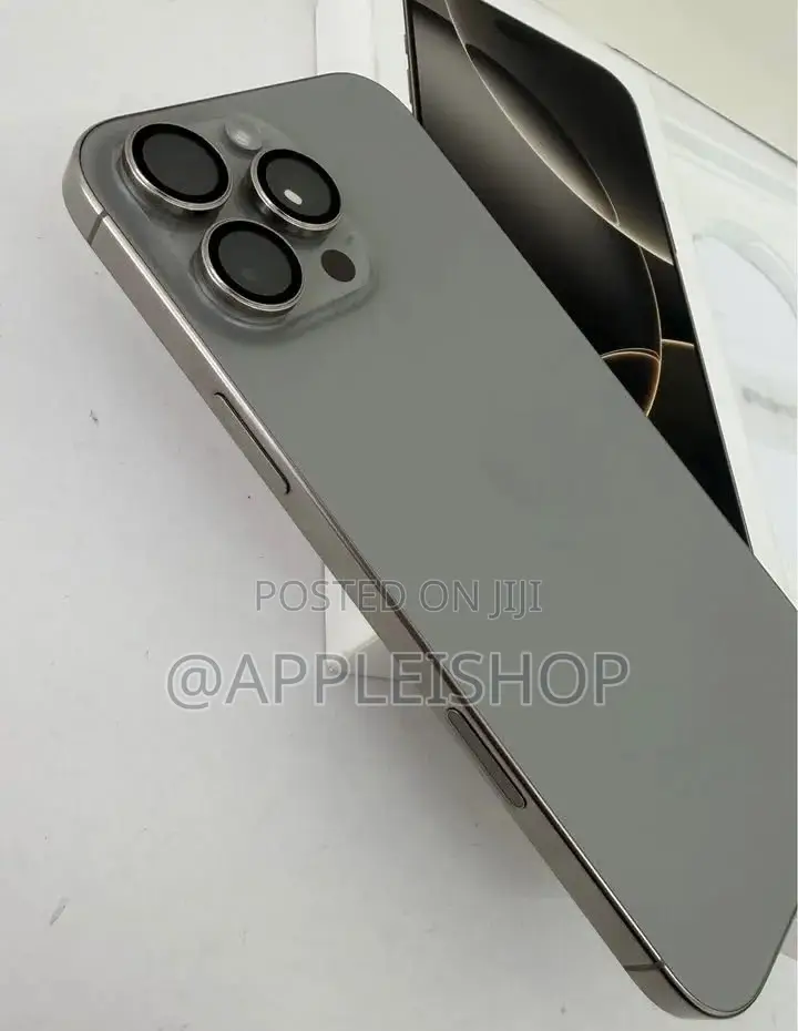 Apple iPhone 16 Pro Max 512 GB Gold