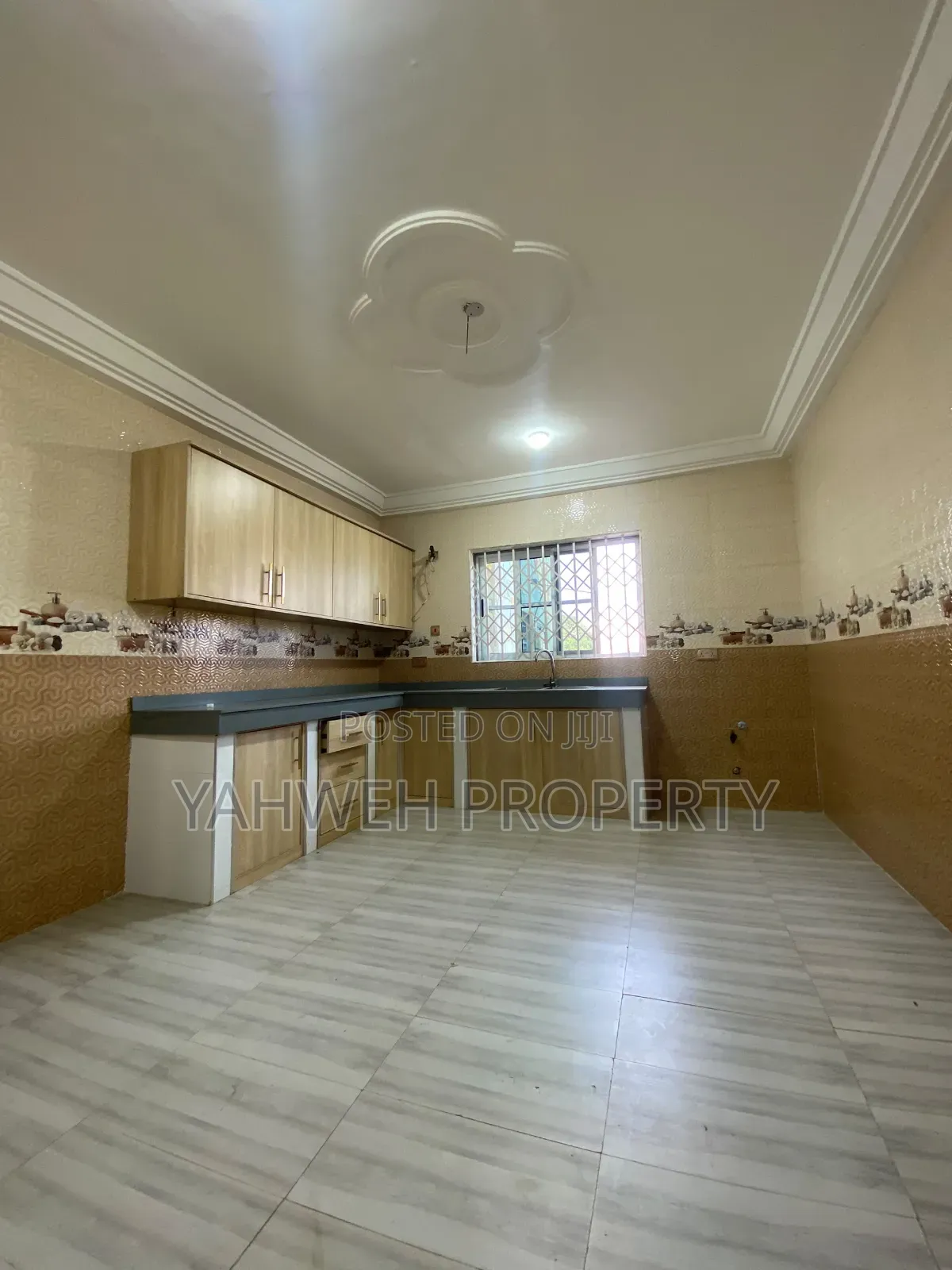 2bdrm Apartment in Spintex Baatsona for rent