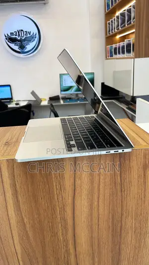 Laptop Apple MacBook Pro 2020 16GB Intel Core i5 SSD 512GB