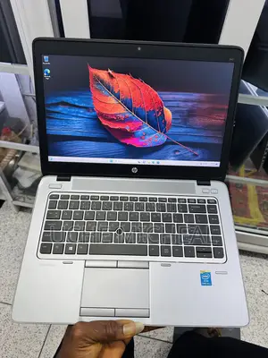 Laptop HP EliteBook 840 G2 8GB Intel Core i5 SSD 256GB