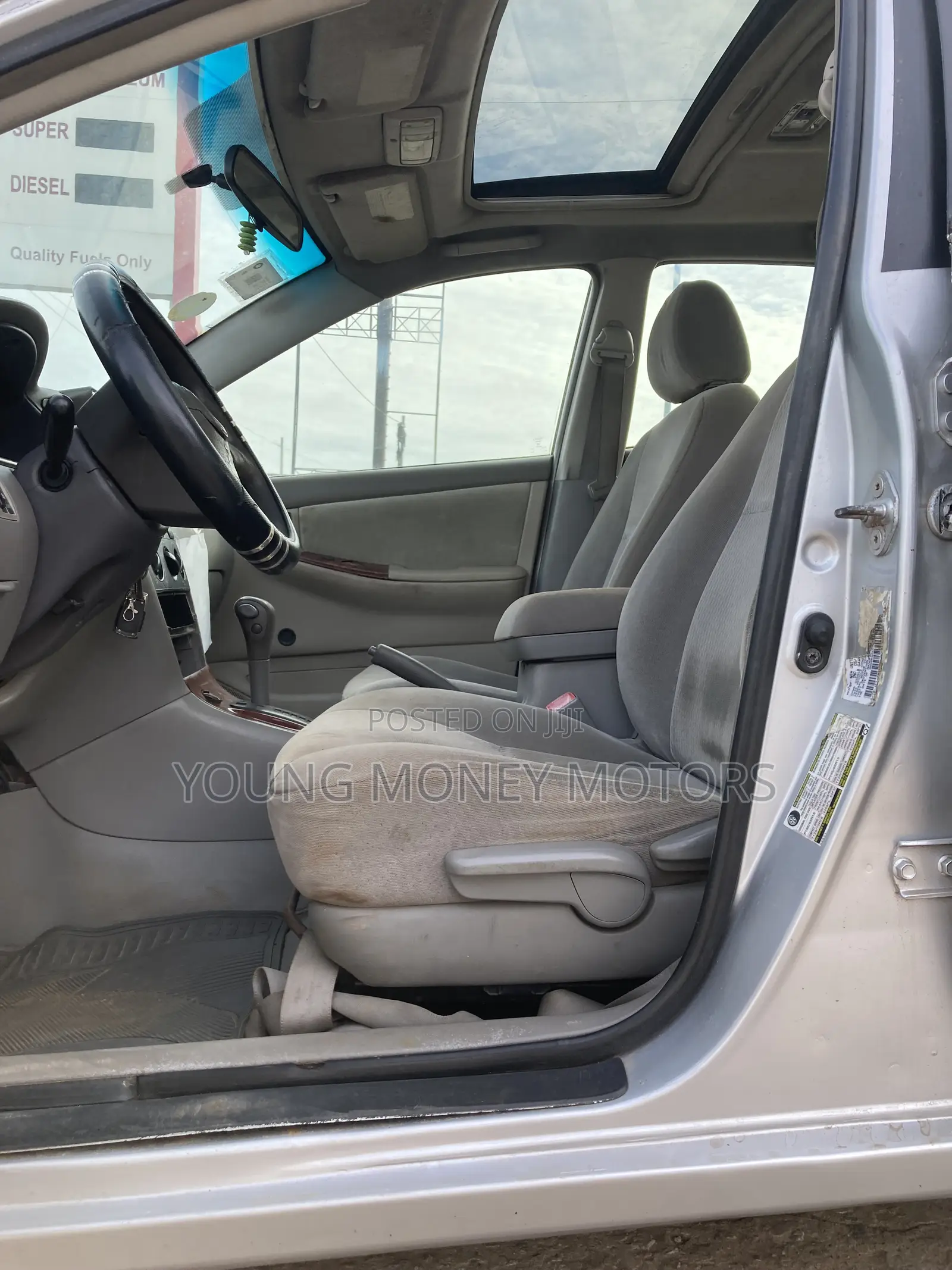 Toyota Corolla 1.4 C Limousine Luna 2005 Silver