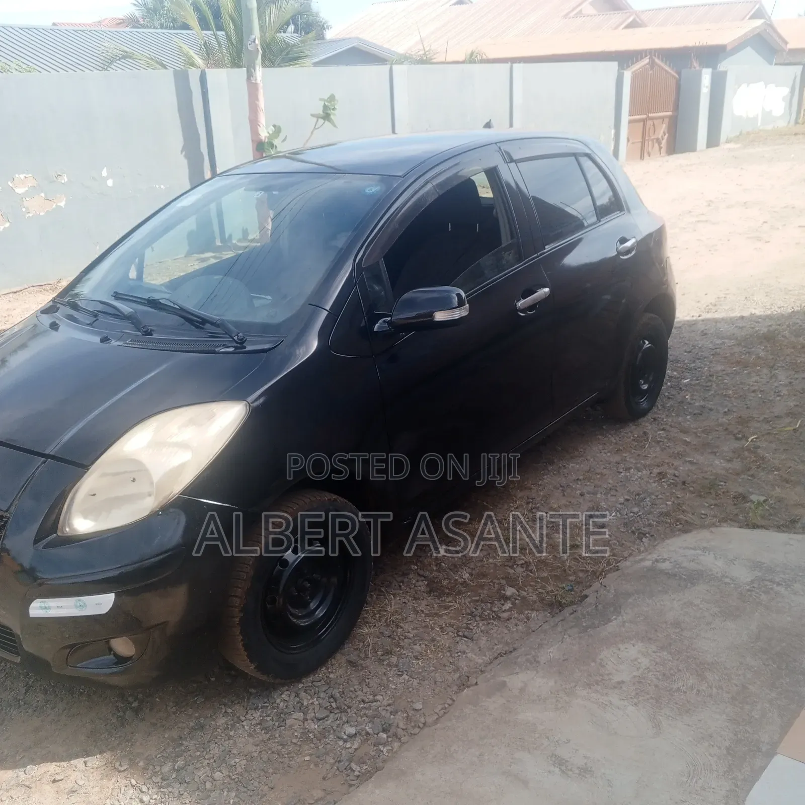 Toyota Vitz 2009 Black