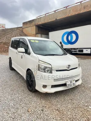 Toyota Voxy 2012 White