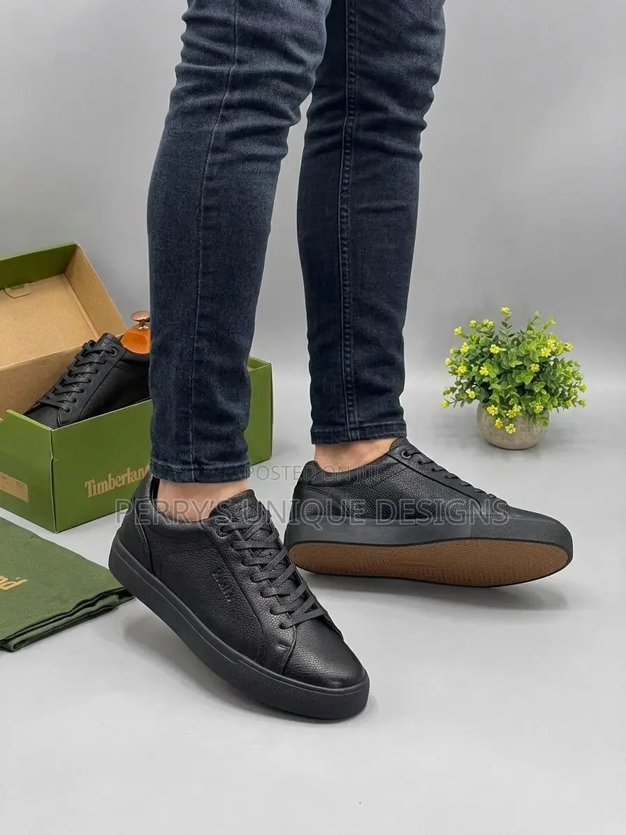• Zara Men's Luxury Black Leather Casual Sneakers – Clearance Sale