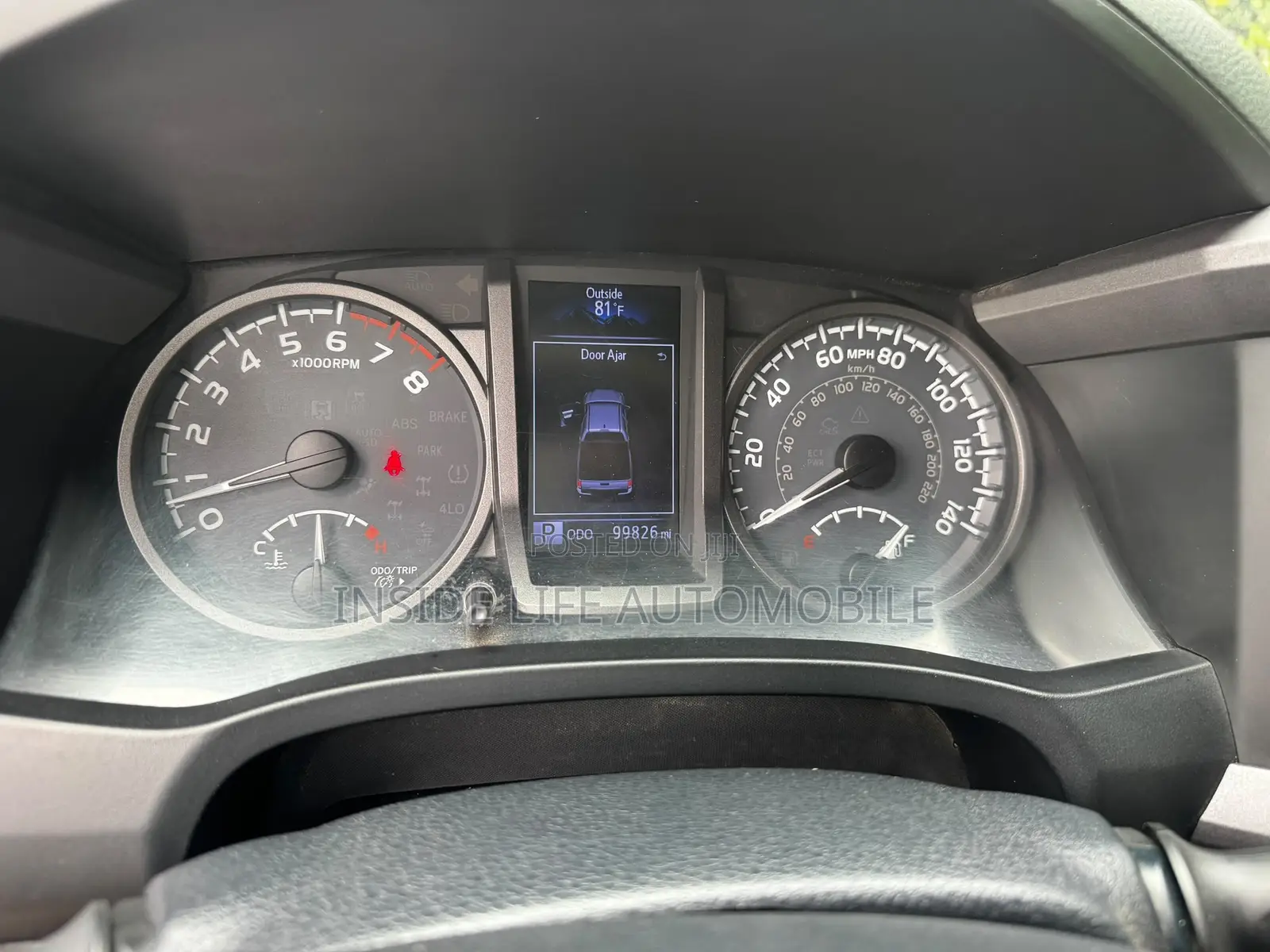 Toyota Tacoma 2019 Gold