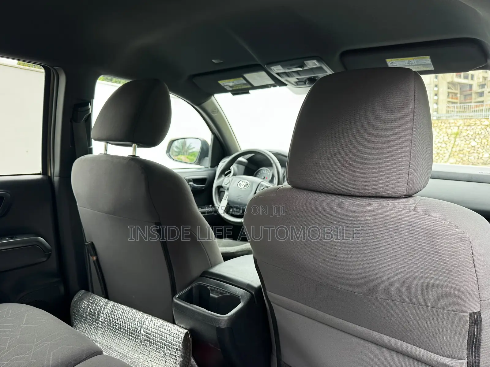 Toyota Tacoma 2019 Gold