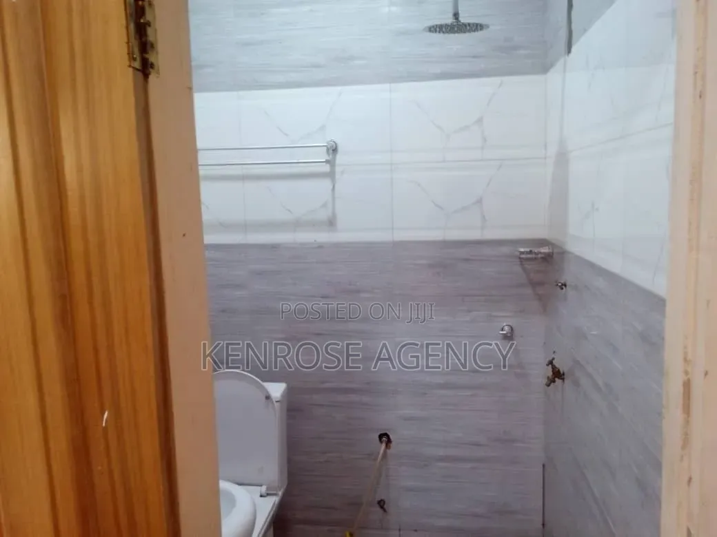 3bdrm House in Pokuase for sale