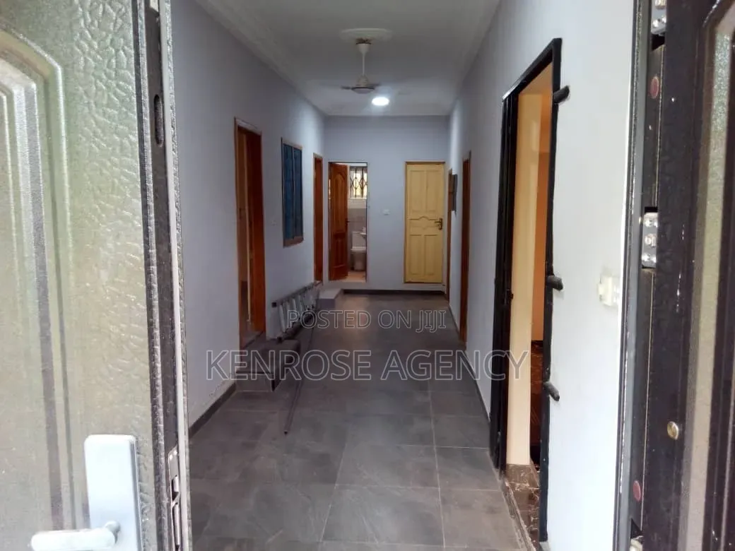 3bdrm House in Pokuase for sale