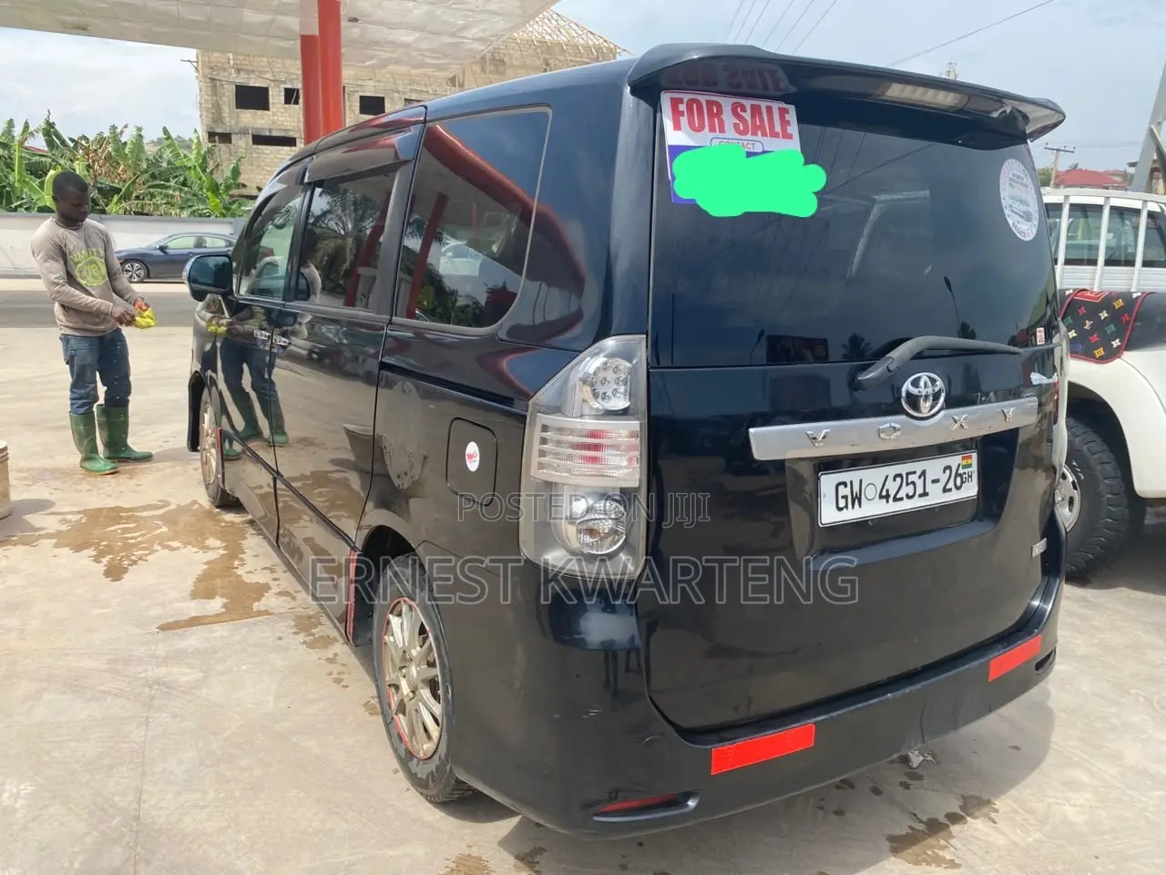 Toyota Voxy 2013 Black