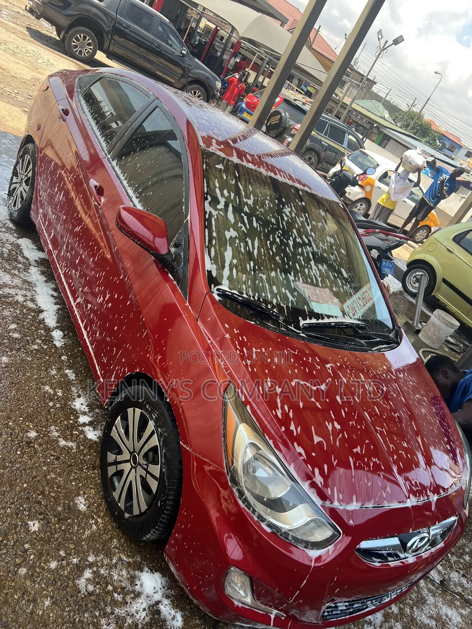 Hyundai Accent 2014 Red