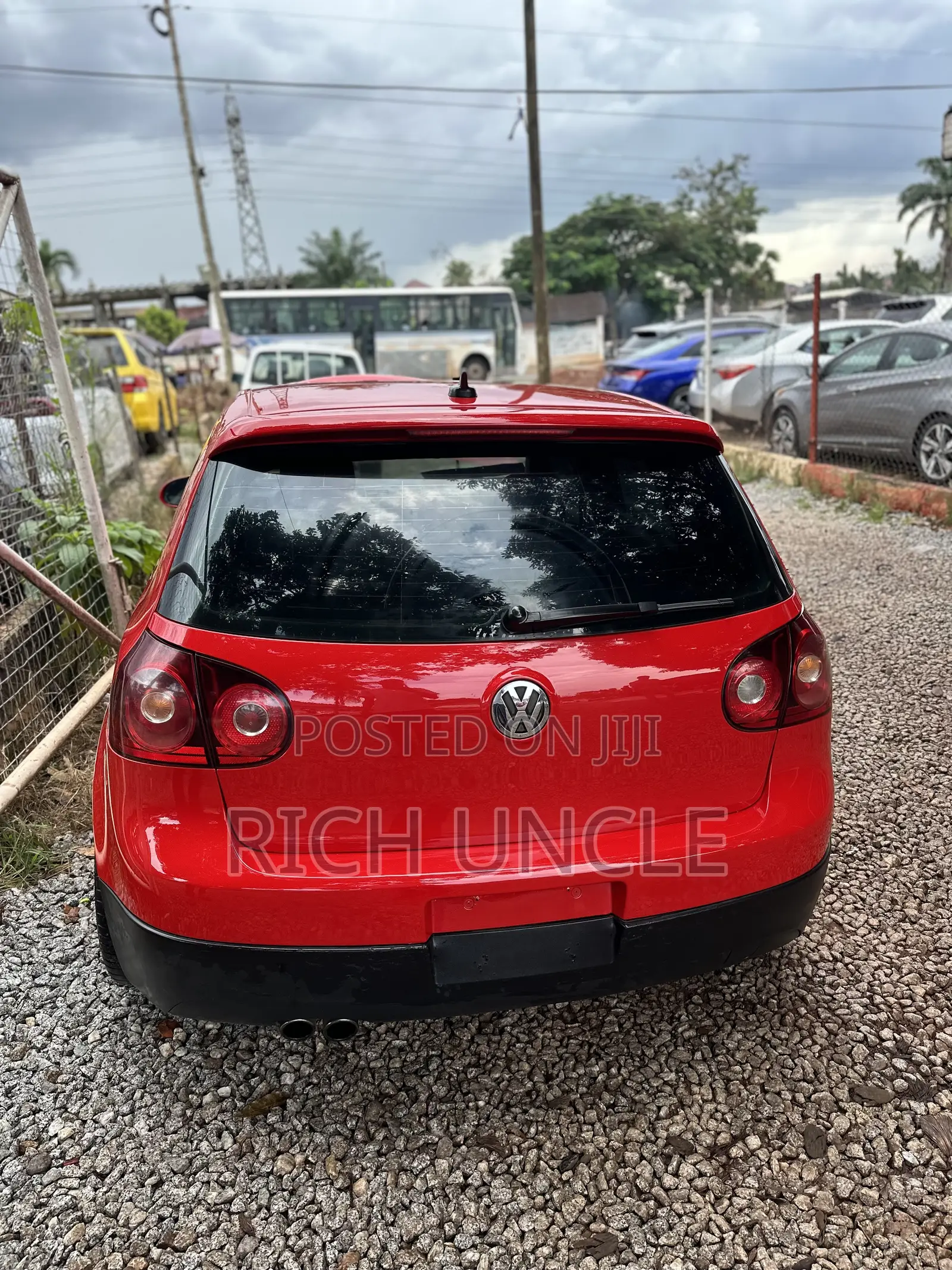 Volkswagen Golf 2007 Red