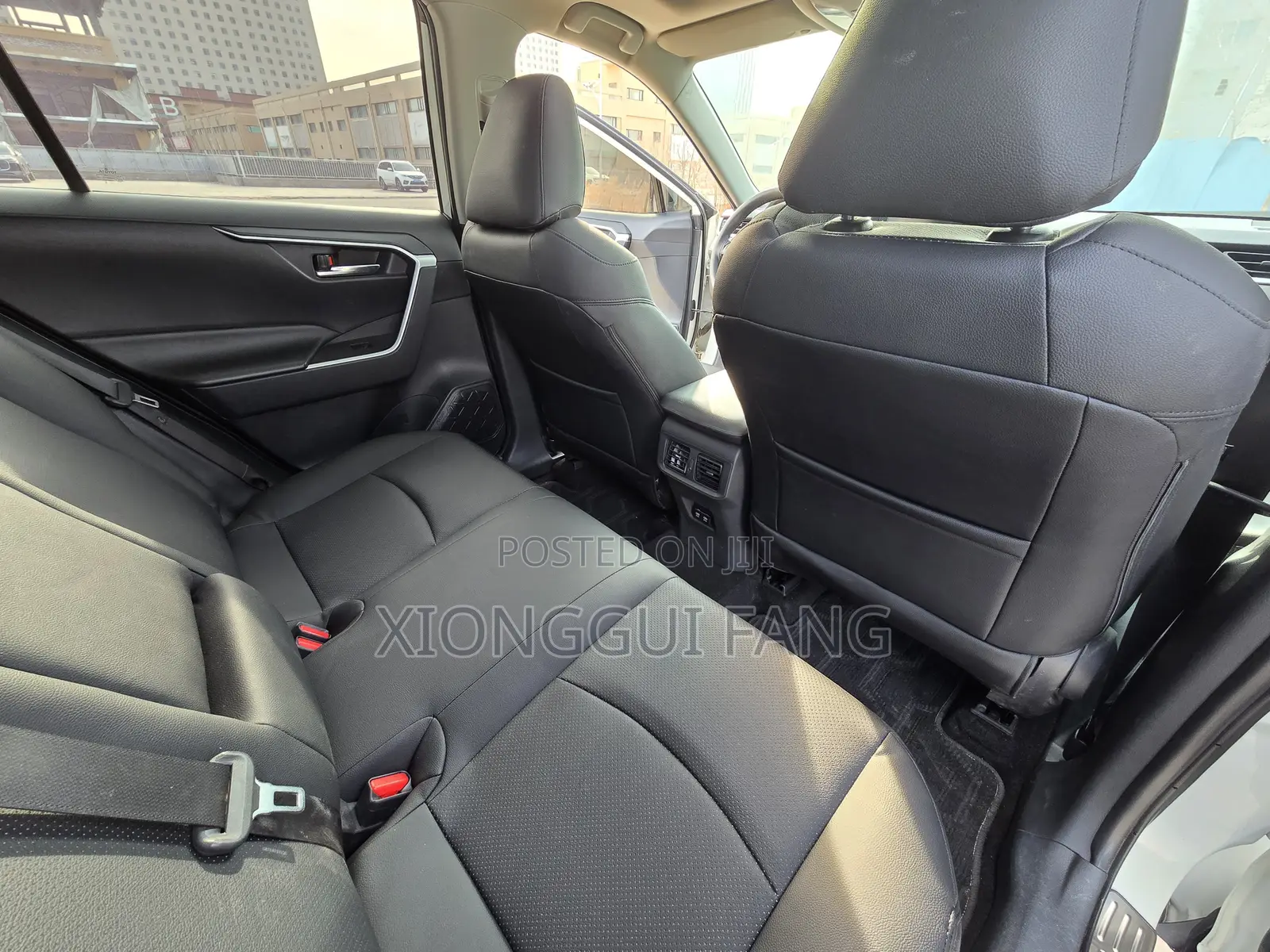 Toyota RAV4 XLE Premium AWD 2020 White