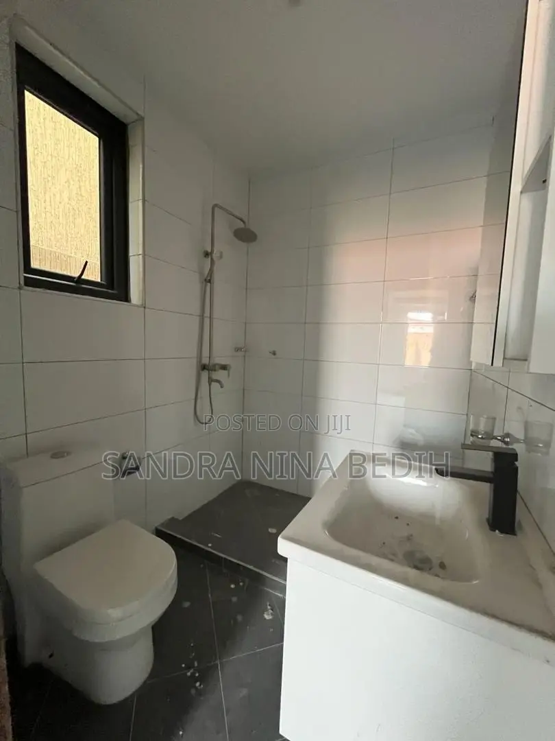 2bdrm Apartment in East Legon for rent