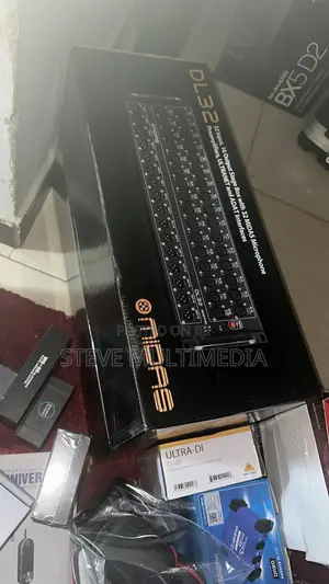 Midas DL32 Stage Box