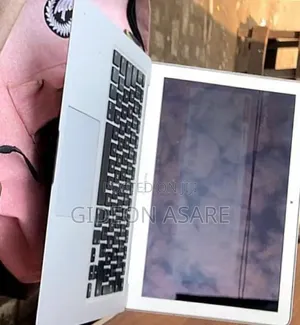 Laptop Apple MacBook 2015 4GB Intel Core 5 HDD 128GB