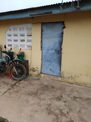 4bdrm House in Pentecost University for sale