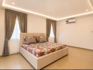 4bdrm House in Dki Properties, American House for rent