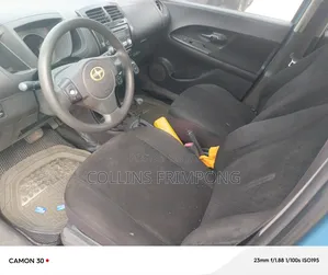 Scion xD Base 2010 Blue