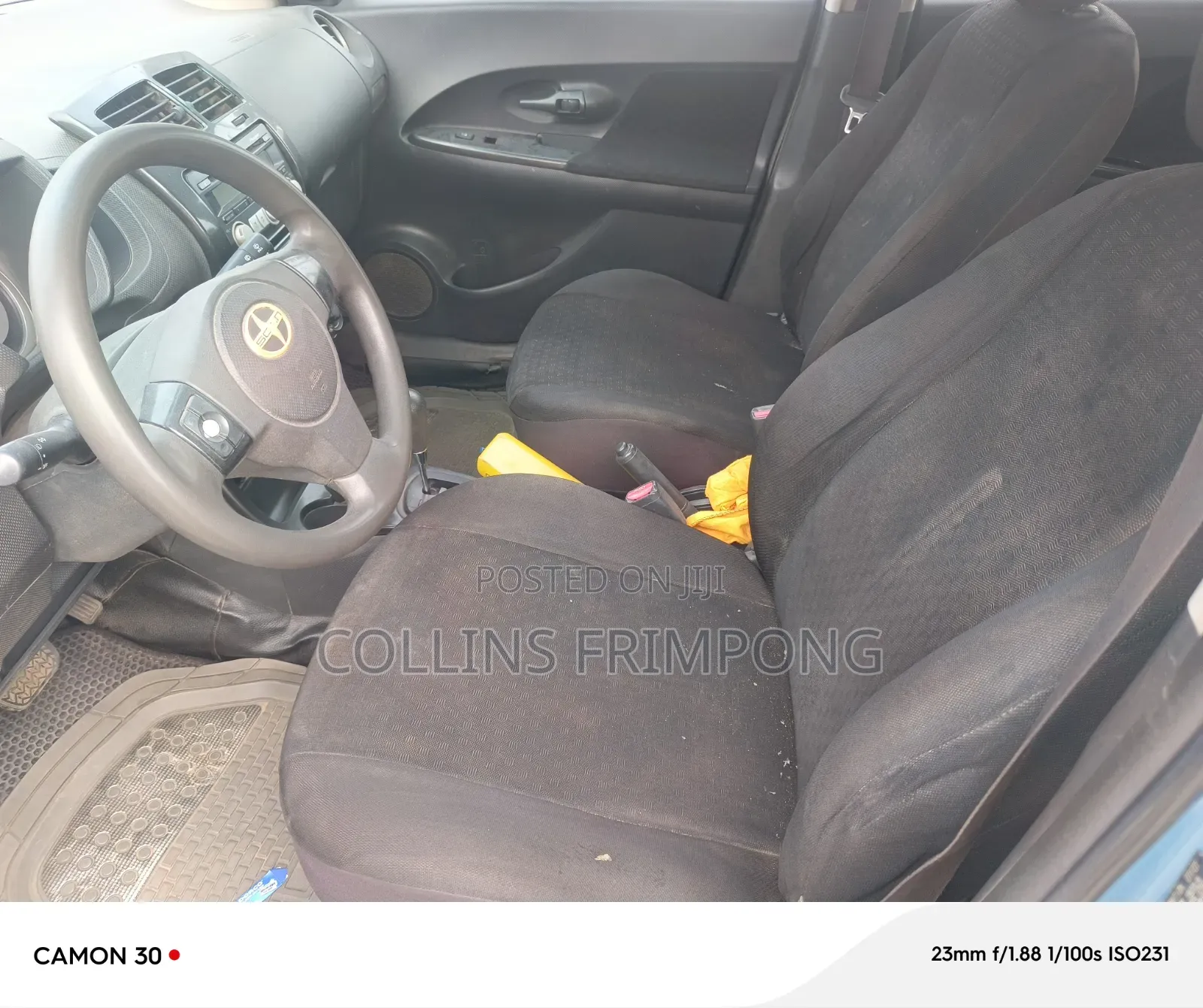 Scion xD Base 2010 Blue