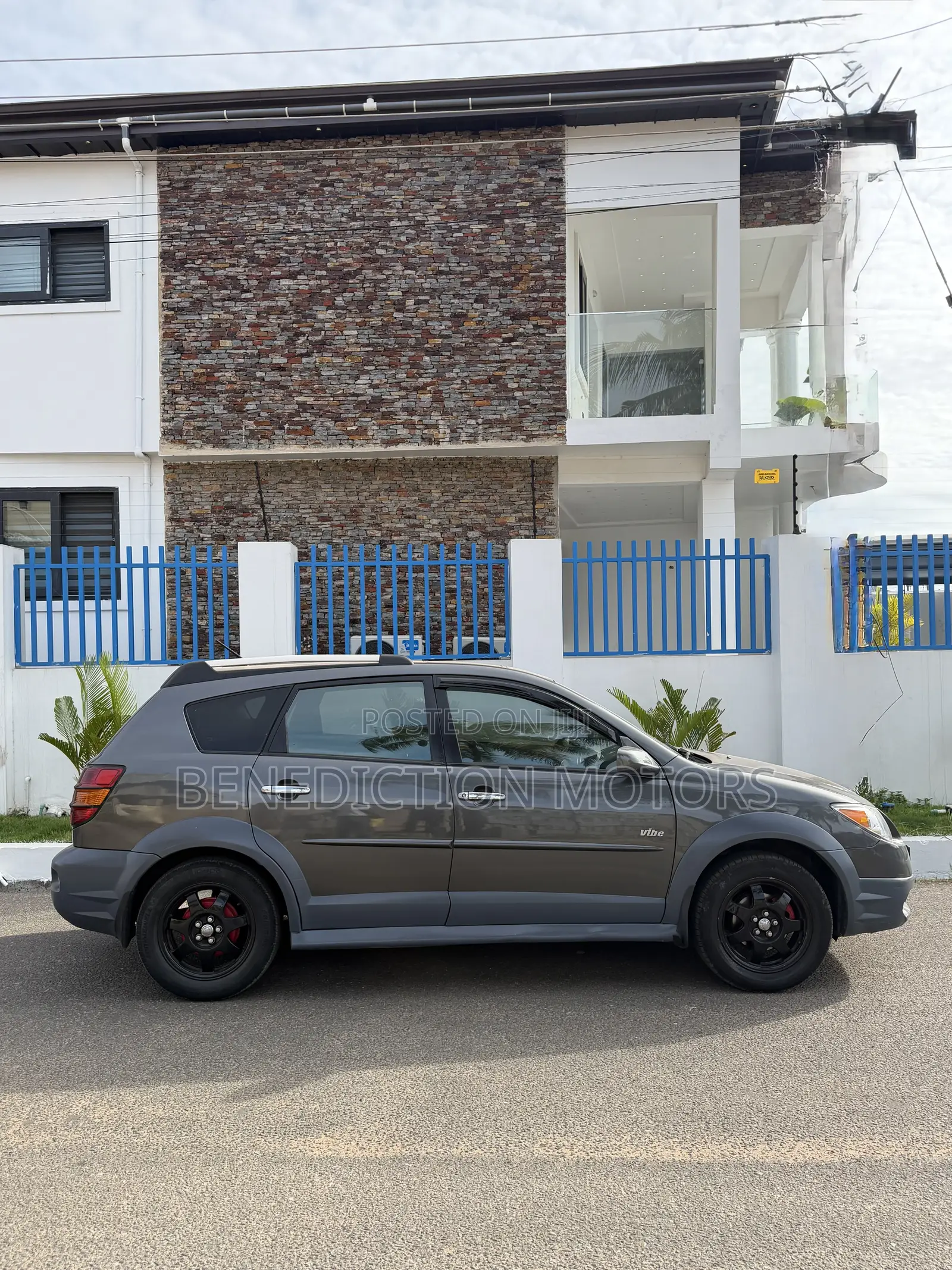 Pontiac Vibe 2008 Gray