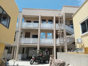 2bdrm Apartment in Seedovproerties, Baatsona Total for sale