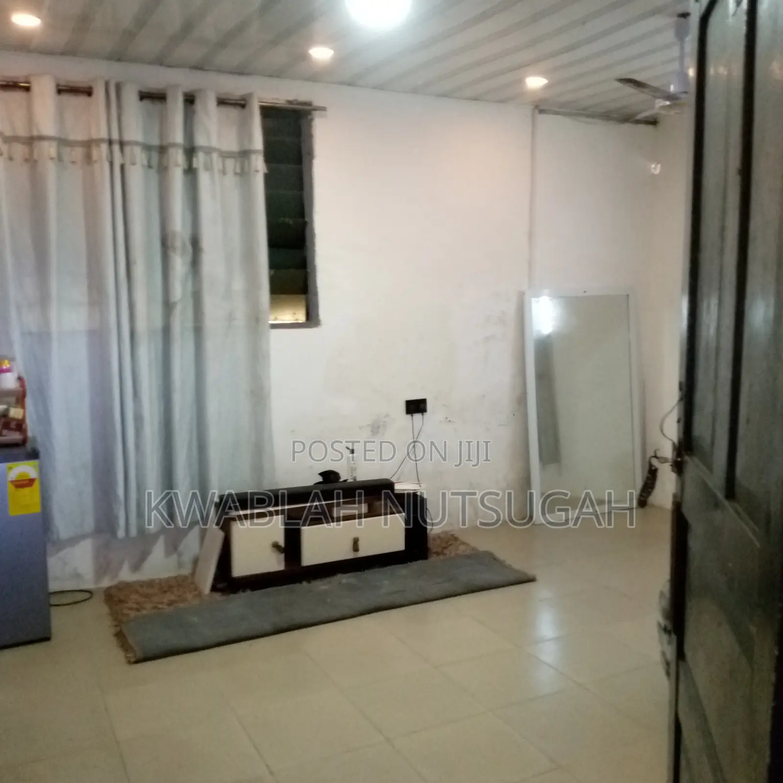 1bdrm House in Cold Store for rent