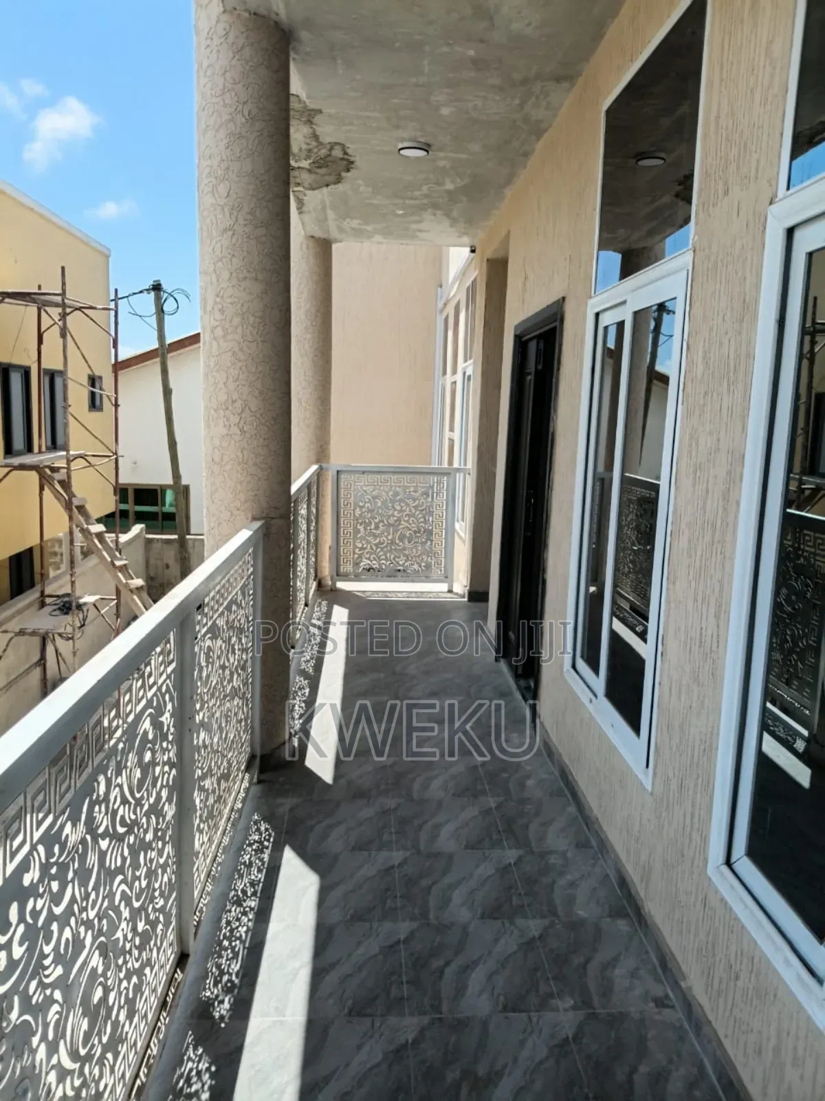 2bdrm Apartment in Seedovproerties, Baatsona Total for sale