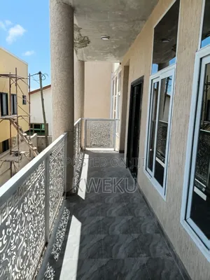 2bdrm Apartment in Seedovproerties, Baatsona Total for sale