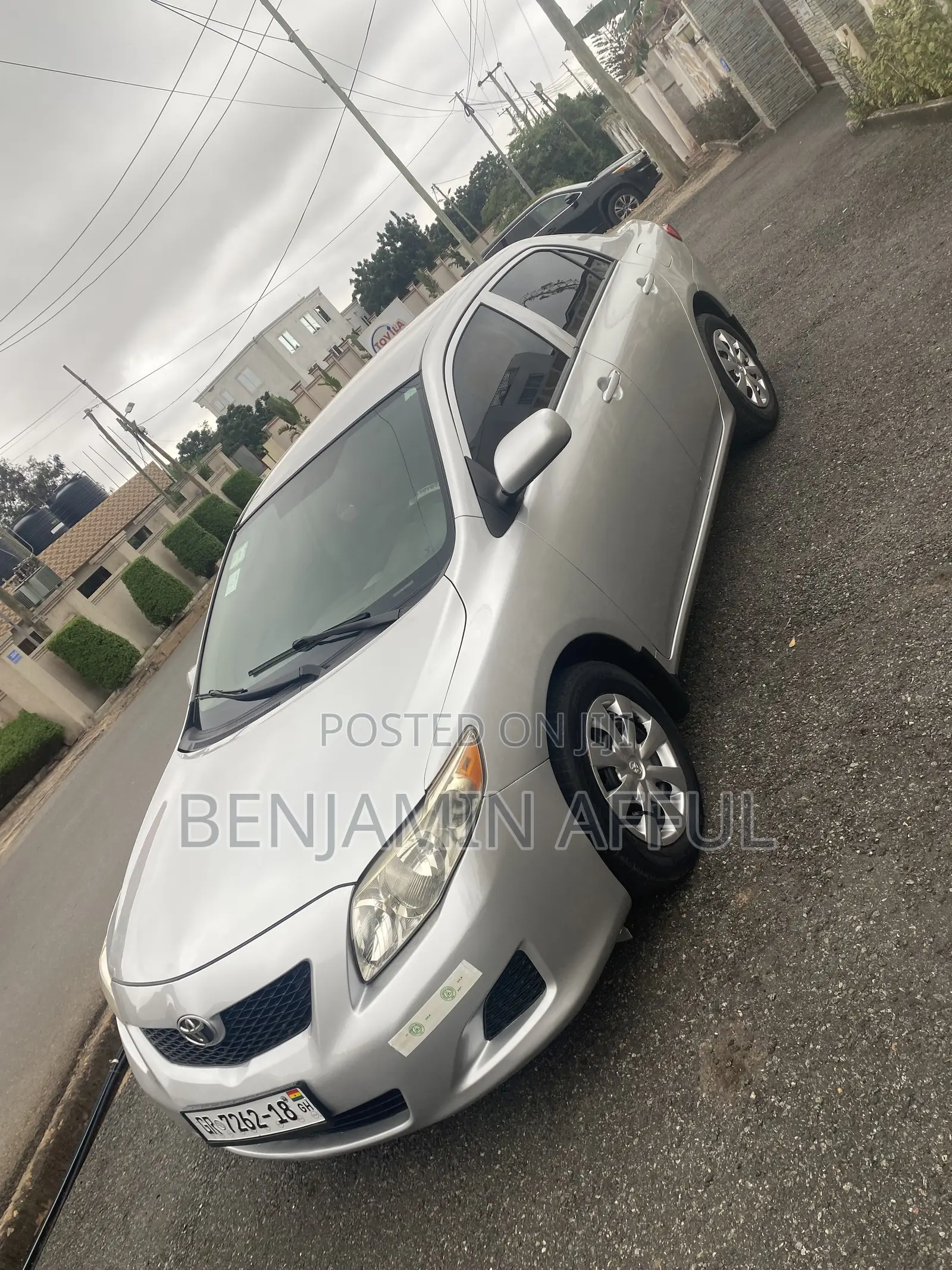 Toyota Corolla LE 4dr Sedan (1.8L 4cyl 4A) 2010 Silver