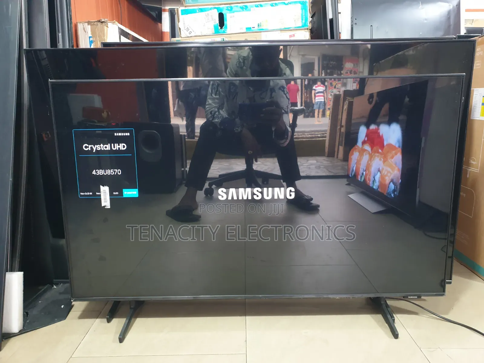 43"airslim Samsung Crystal Uhd HDR 4k Smart Satellite TV