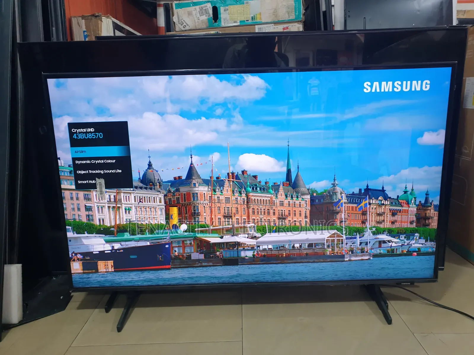 43"airslim Samsung Crystal Uhd HDR 4k Smart Satellite TV