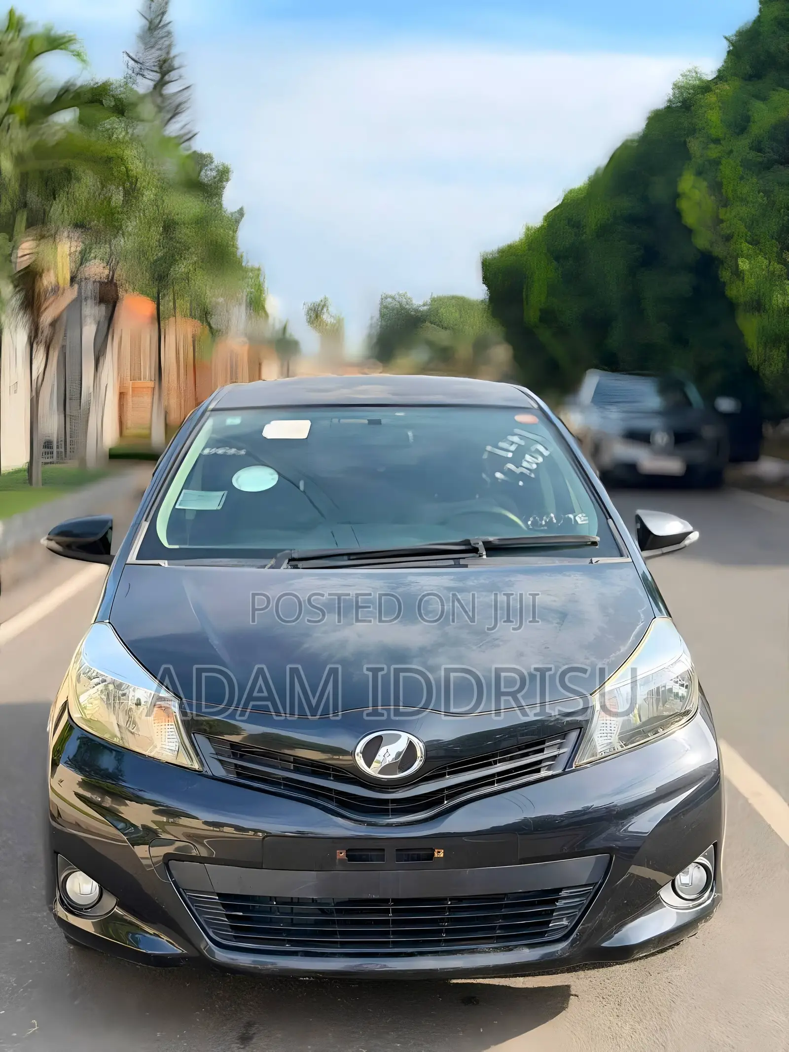 Toyota Vitz 2012 Black