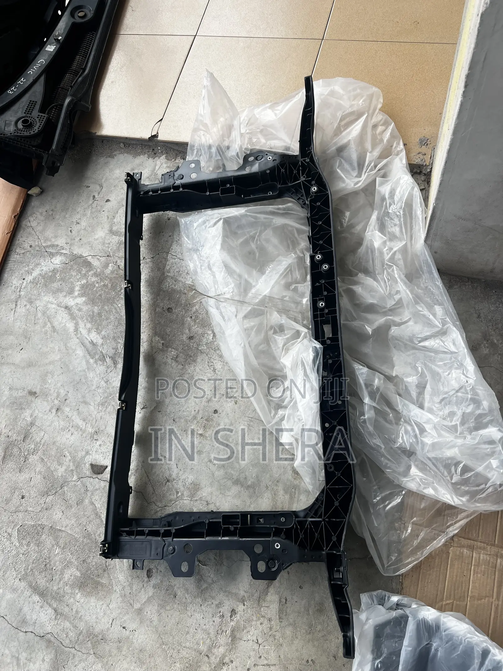 Hyundai Elantra Radiator Water Tank 2017 2018