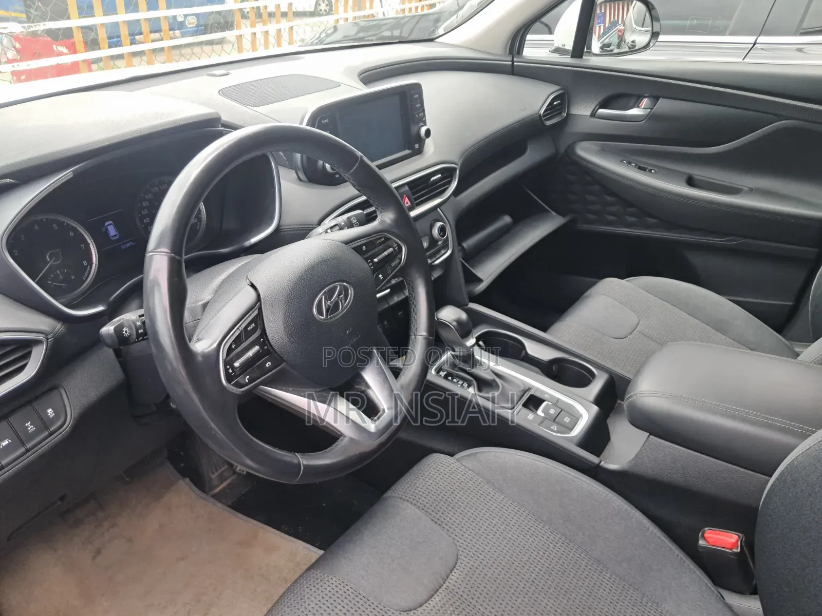 Hyundai Santa Fe Limited 2.0T FWD 2019 White