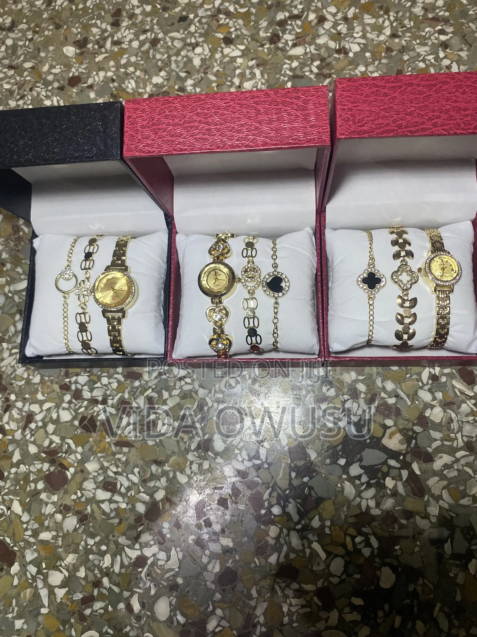 Ladies 3in1wacthe With Bracelet