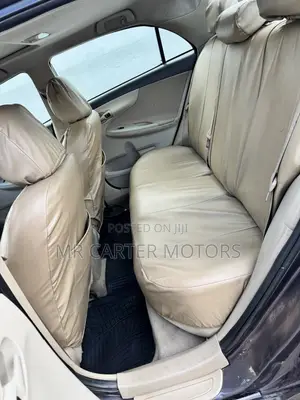 Toyota Corolla LE 4dr Sedan (1.8L 4cyl 4A) 2010 Gray