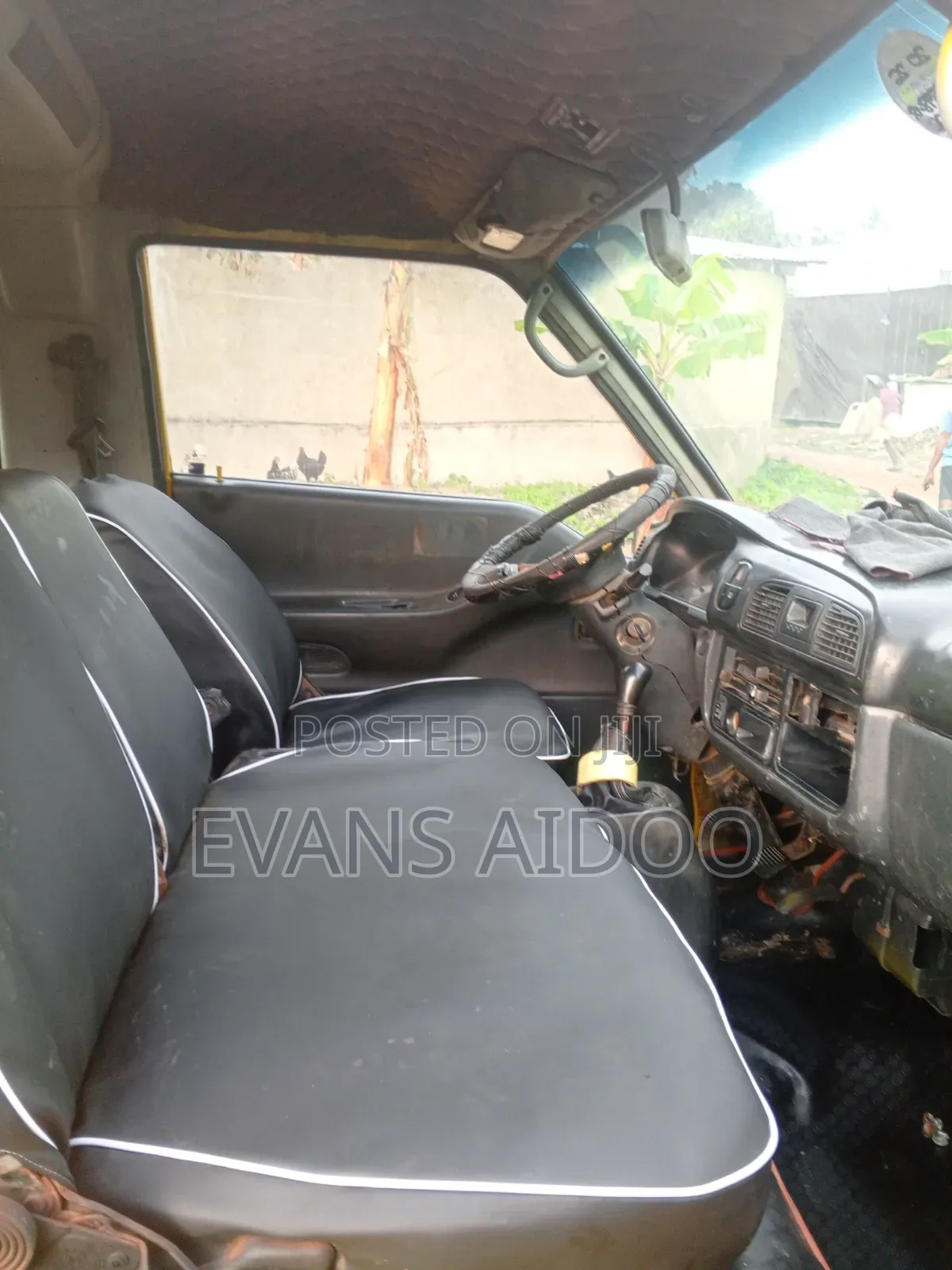 Hyundai H-100 2002 Yellow